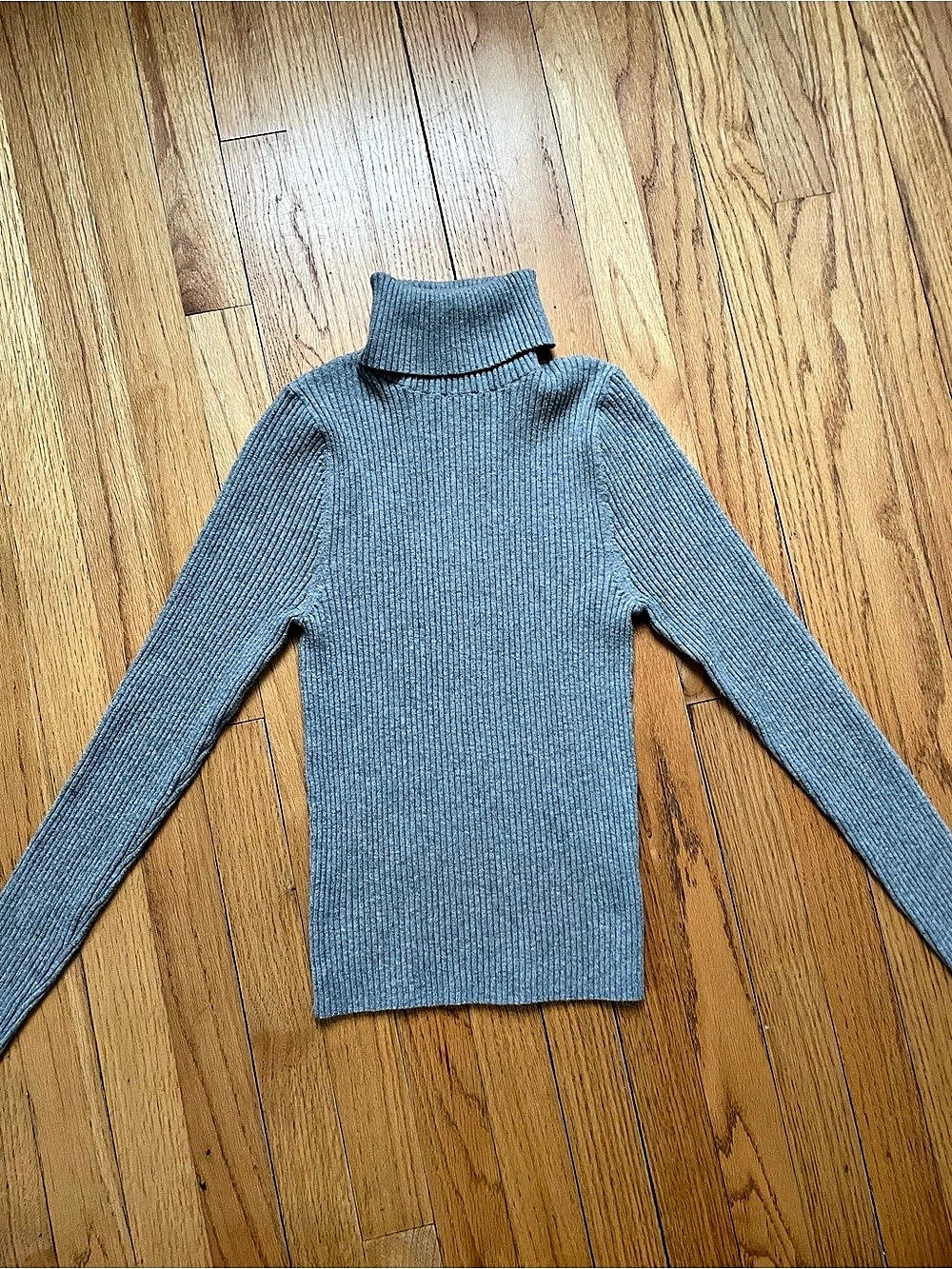 Old Navy SoSoft Lite Rib Turtleneck Sweater Gray Small